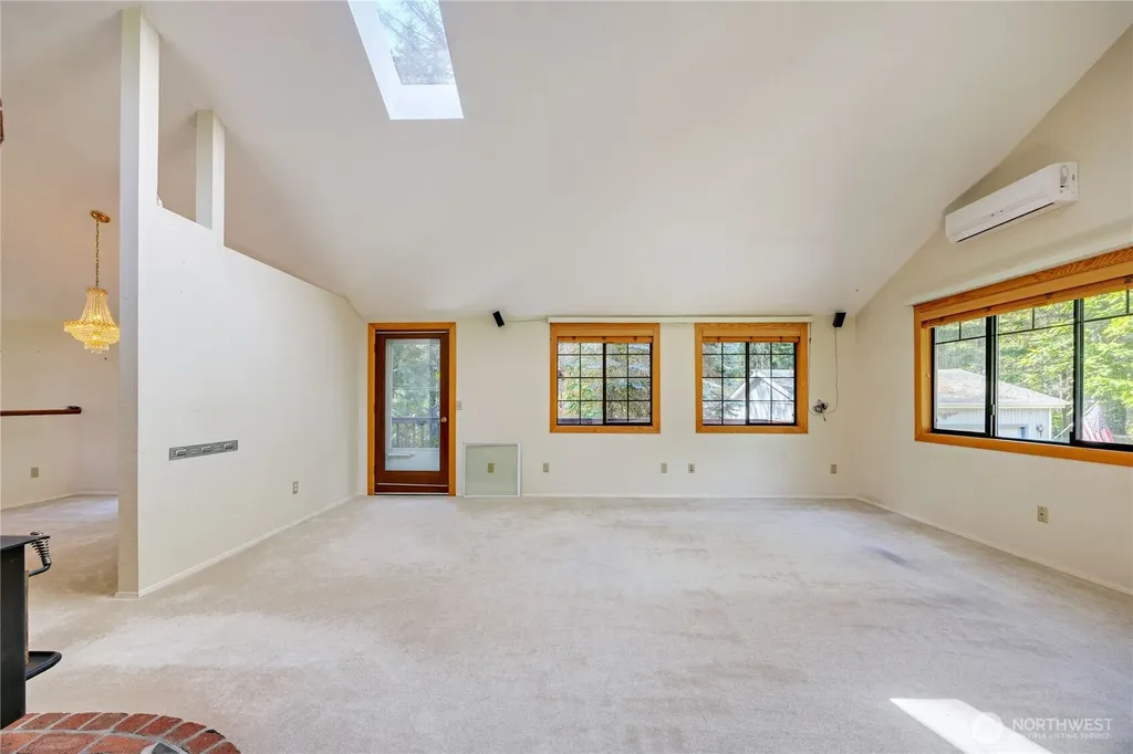 500 Mallard Lane NW Seabeck WA 98380