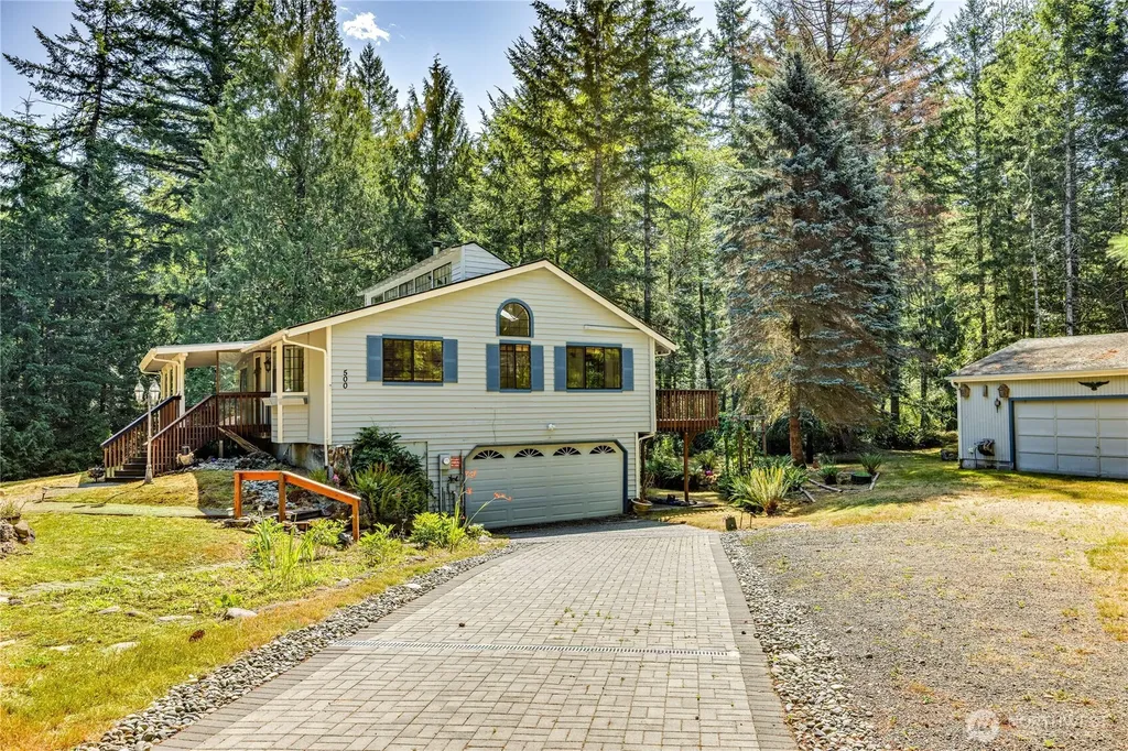 500 Mallard Lane NW Seabeck WA 98380