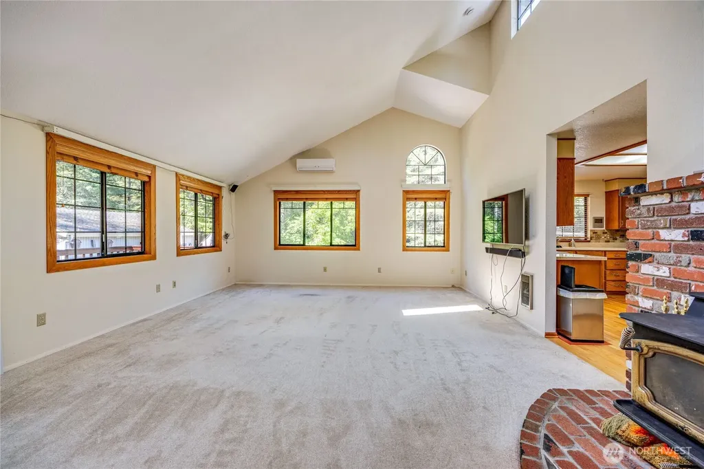 500 Mallard Lane NW Seabeck WA 98380