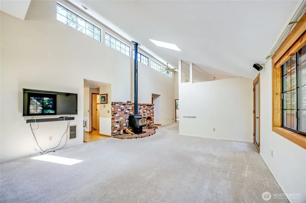 500 Mallard Lane NW Seabeck WA 98380