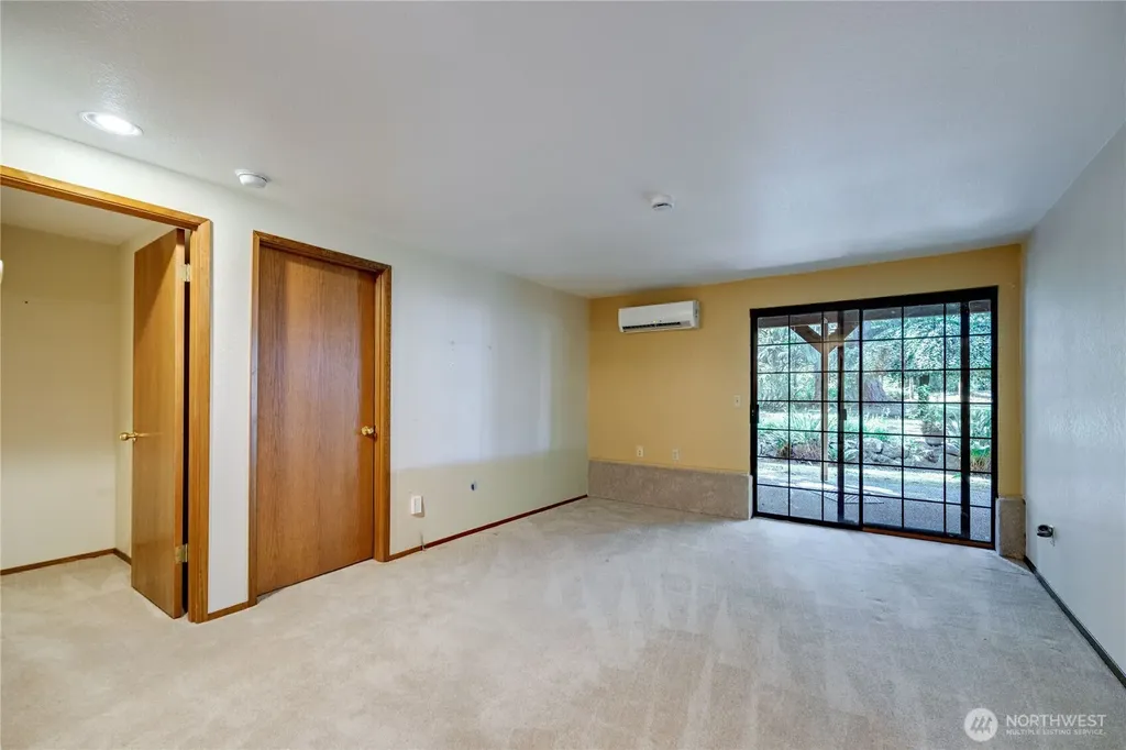 500 Mallard Lane NW Seabeck WA 98380