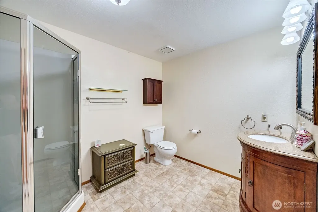 500 Mallard Lane NW Seabeck WA 98380