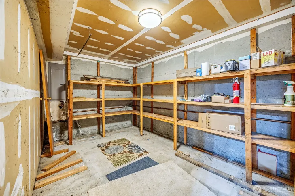 500 Mallard Lane NW Seabeck WA 98380