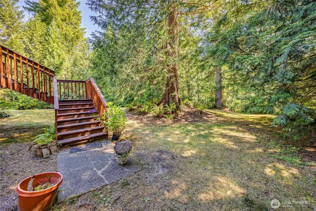 500 Mallard Lane NW Seabeck WA 98380