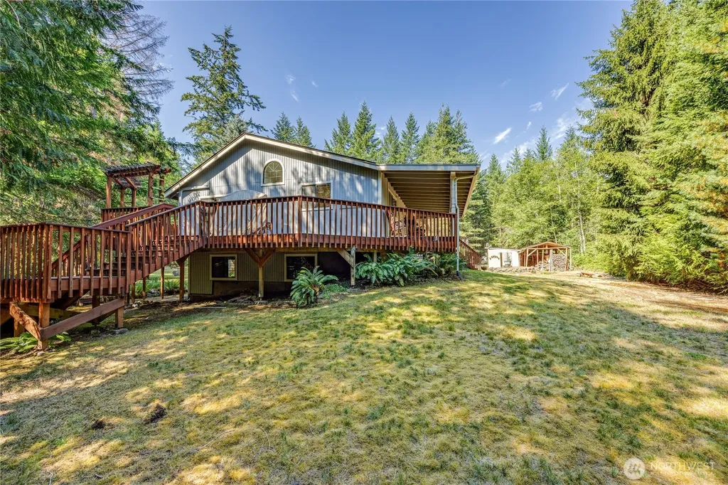 500 Mallard Lane NW Seabeck WA 98380