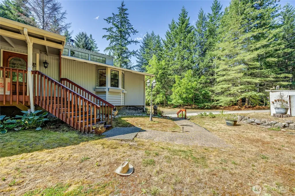 500 Mallard Lane NW Seabeck WA 98380