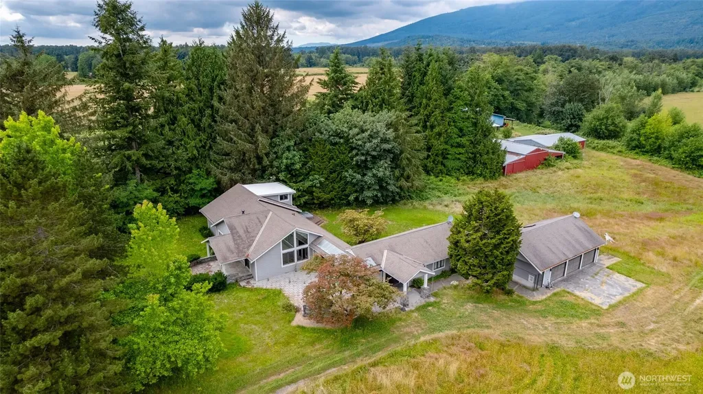 30825 Walberg Road Sedro Woolley WA 98284