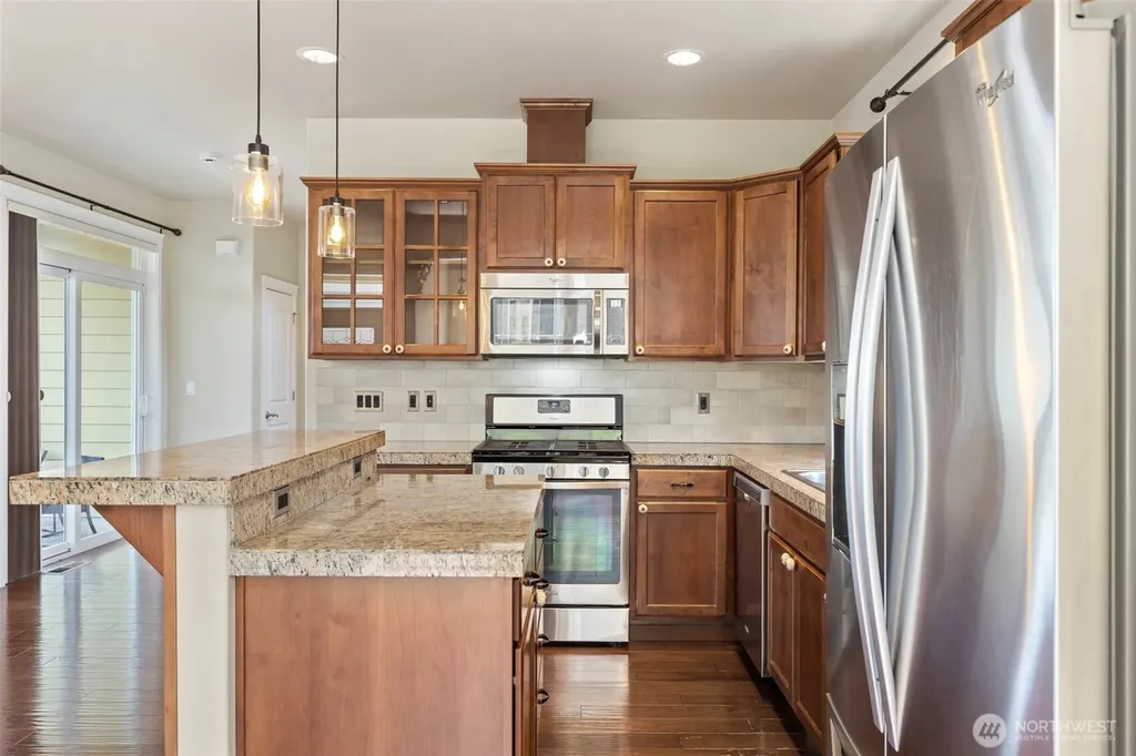 2317 43rd Avenue SE Puyallup WA 98374
