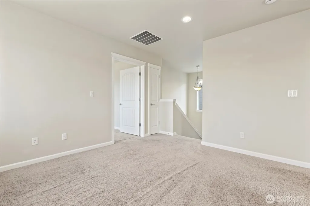 2317 43rd Avenue SE Puyallup WA 98374
