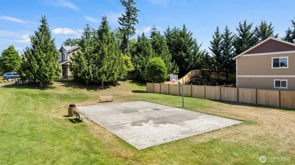 2317 43rd Avenue SE Puyallup WA 98374