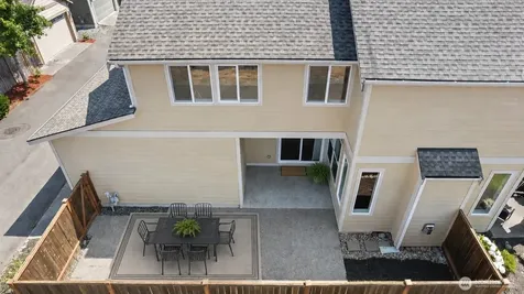 2317 43rd Avenue SE Puyallup WA 98374