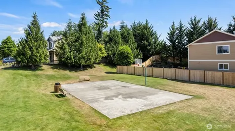2317 43rd Avenue SE Puyallup WA 98374