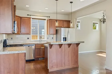 2317 43rd Avenue SE Puyallup WA 98374