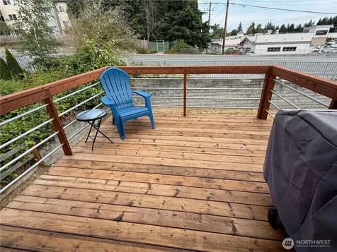 1709 Silver Lake Road Everett WA 98208