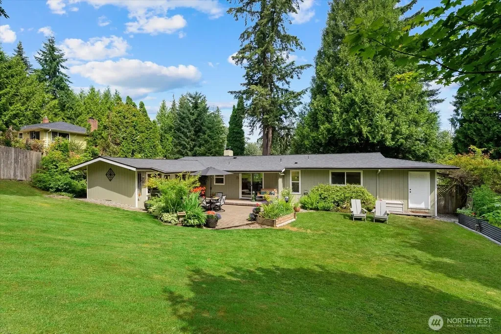 18237 SE 135th Street Renton WA 98059
