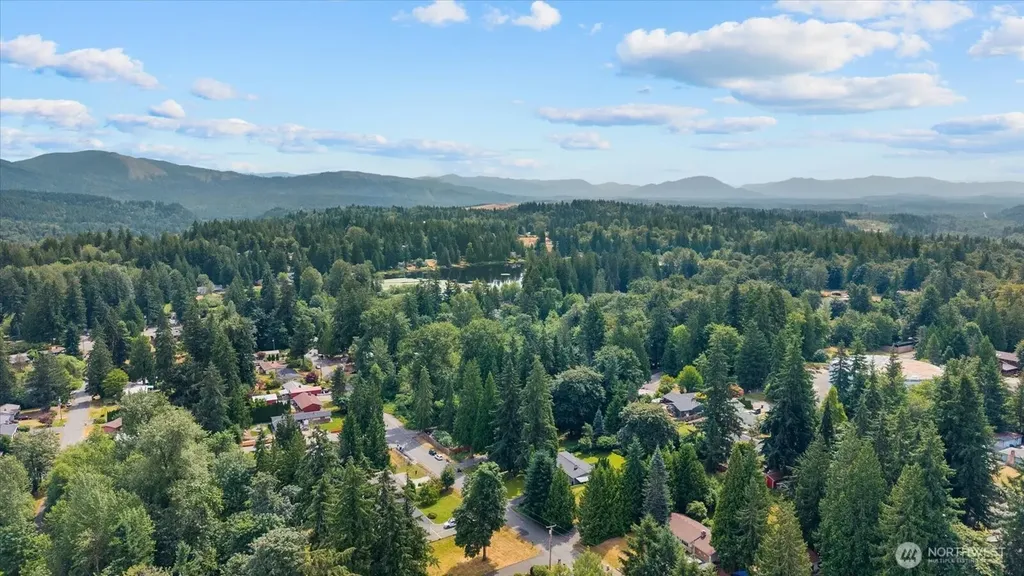 18237 SE 135th Street Renton WA 98059