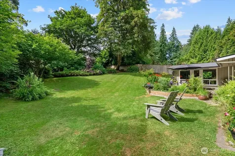 18237 SE 135th Street Renton WA 98059