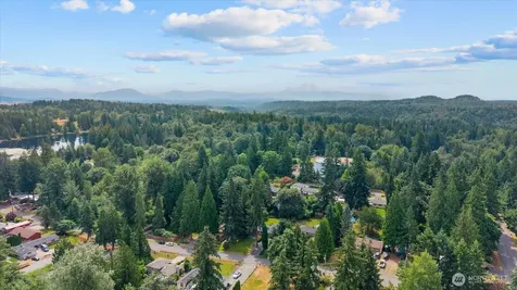 18237 SE 135th Street Renton WA 98059