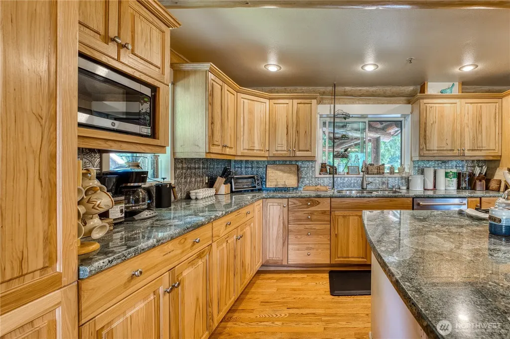 35837 Fox Creek Lane Sedro Woolley WA 98284