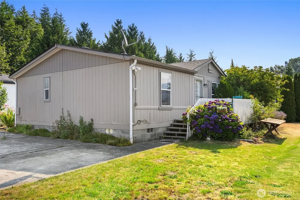 905 Carriage Court Sedro Woolley WA 98284