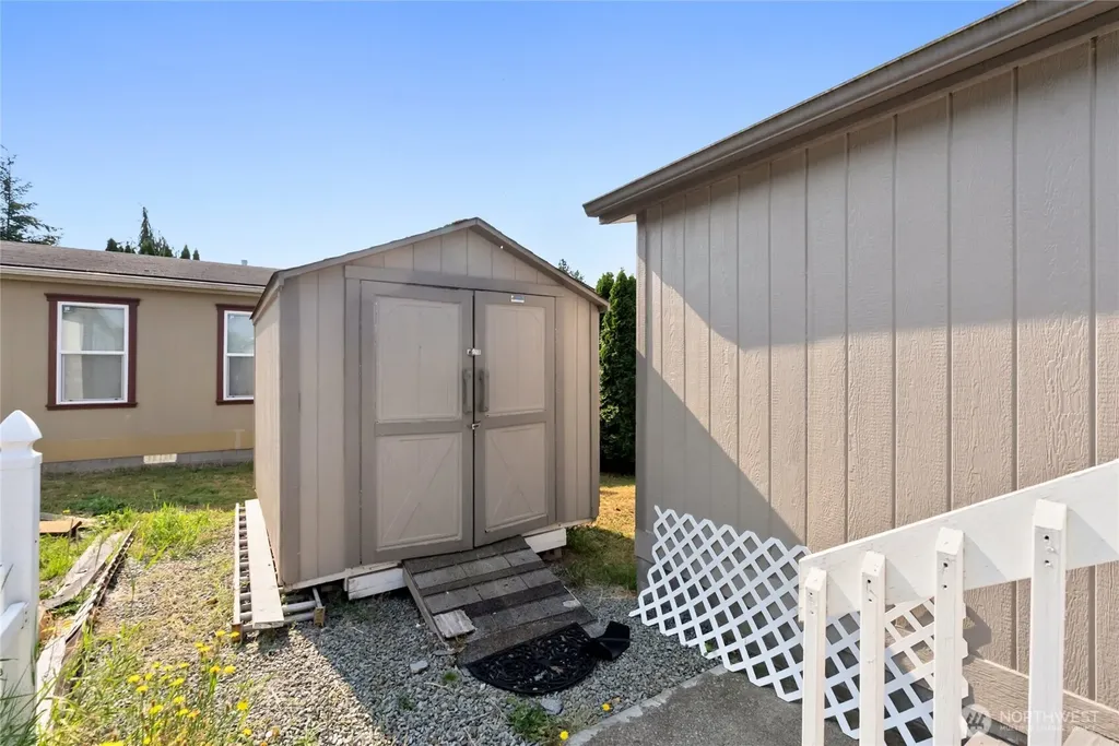 905 Carriage Court Sedro Woolley WA 98284