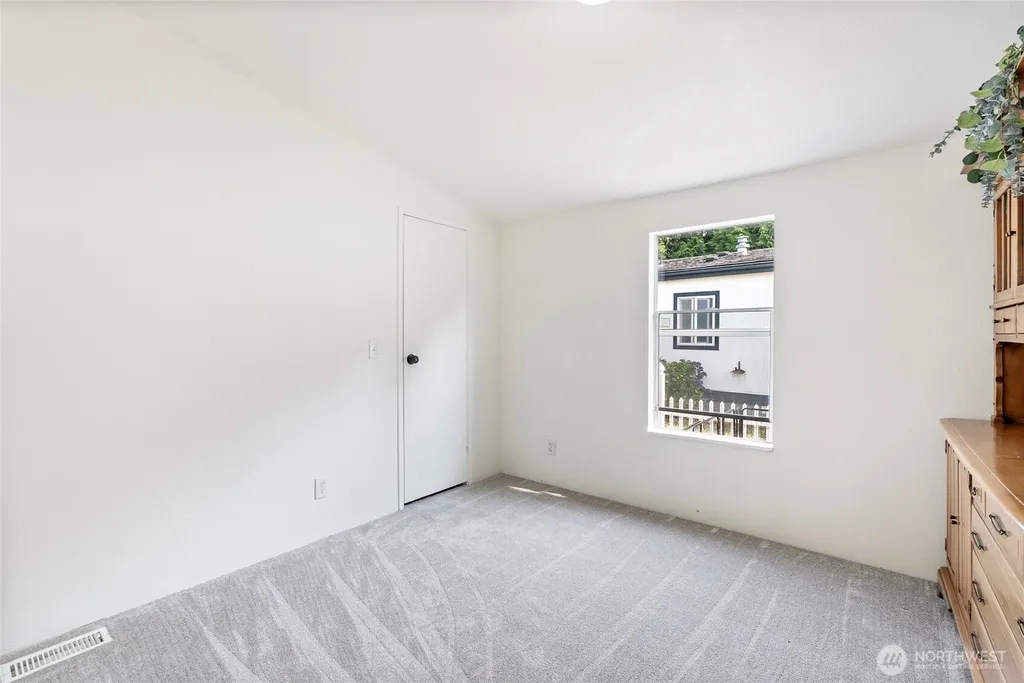 905 Carriage Court Sedro Woolley WA 98284