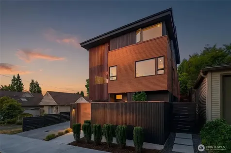 311 NE 59th Street Seattle WA 98105