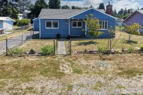 10303 B Street E Tacoma WA 98445