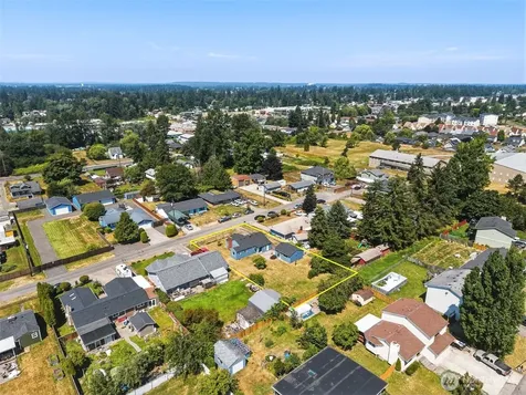 10303 B Street E Tacoma WA 98445