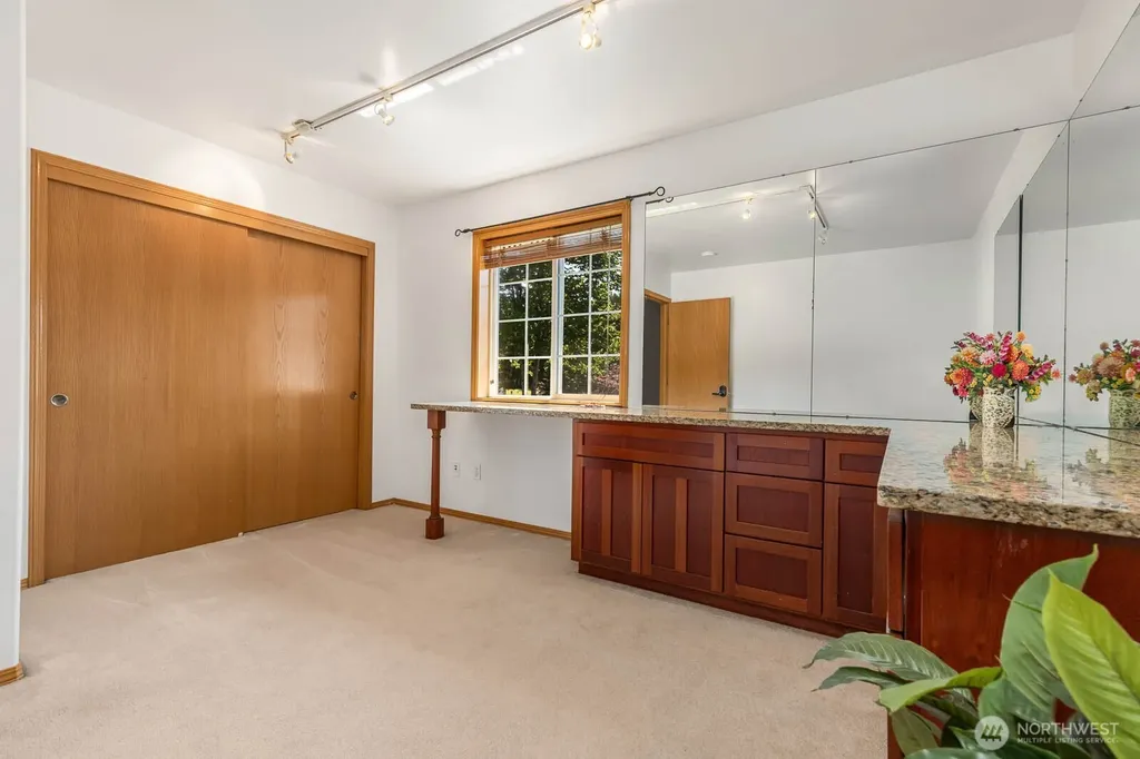 21212 89th Avenue NE Arlington WA 98223