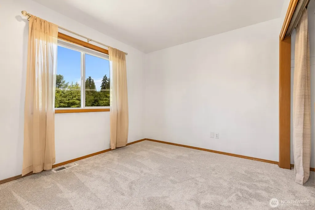 21212 89th Avenue NE Arlington WA 98223