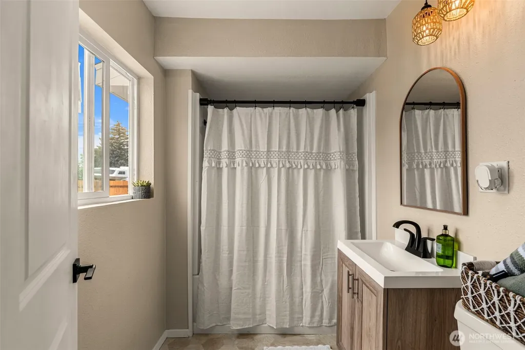 19412 Adams St NW Soap Lake WA 98851