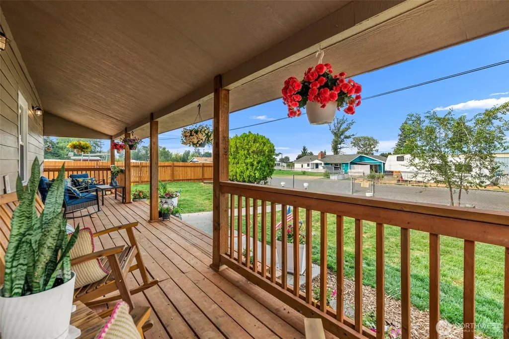 19412 Adams St NW Soap Lake WA 98851