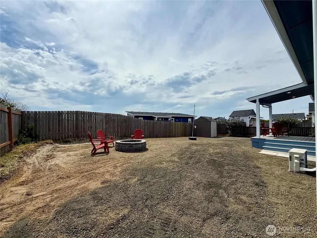 475 Sportsmens Street SW Ocean Shores WA 98569