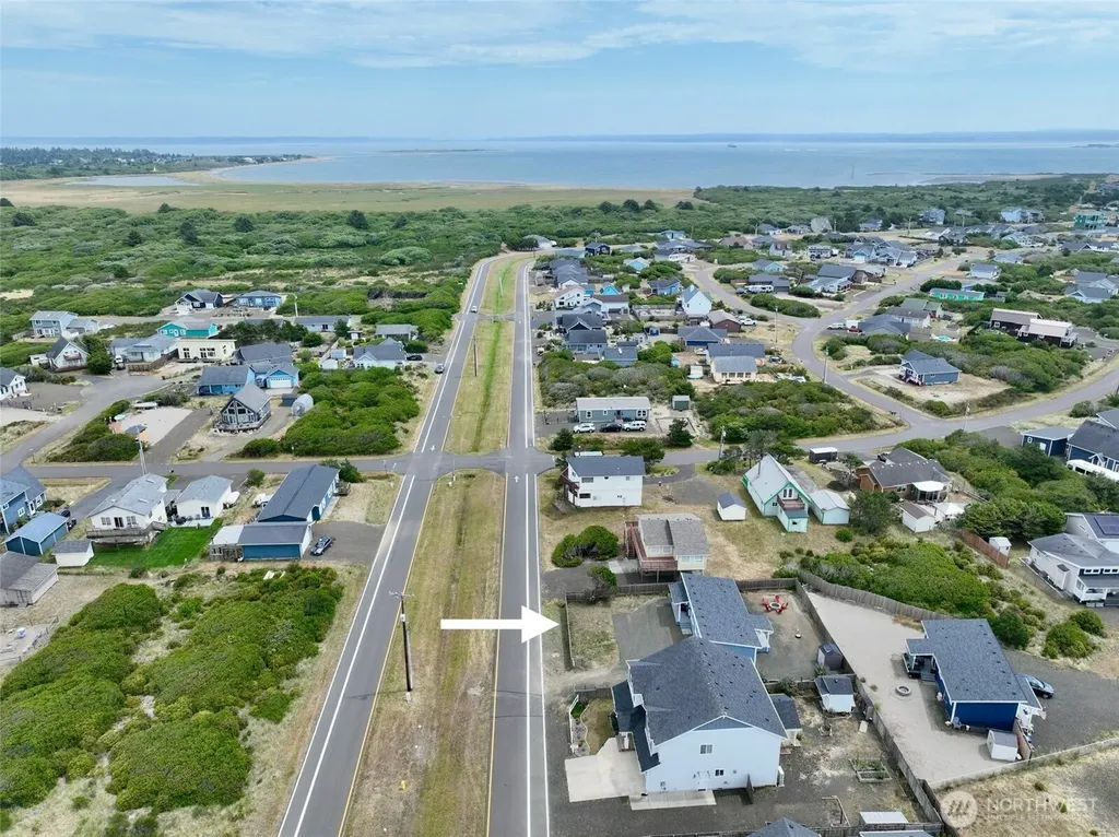 475 Sportsmens Street SW Ocean Shores WA 98569