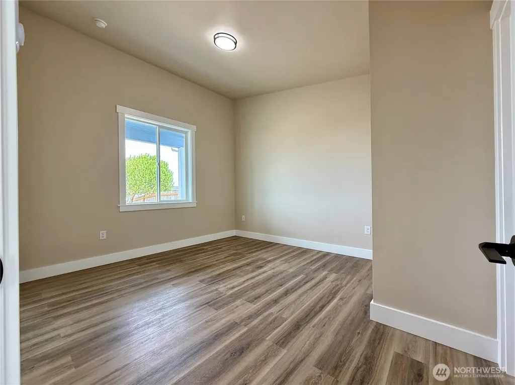475 Sportsmens Street SW Ocean Shores WA 98569