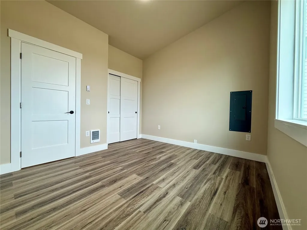 475 Sportsmens Street SW Ocean Shores WA 98569