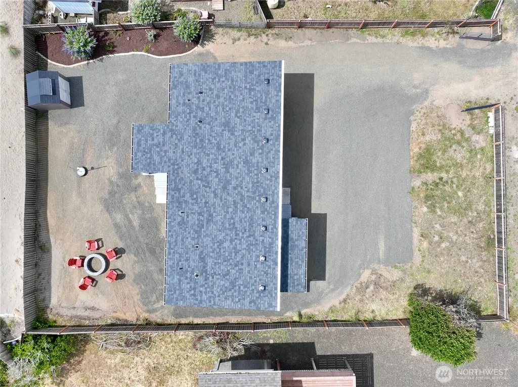 475 Sportsmens Street SW Ocean Shores WA 98569