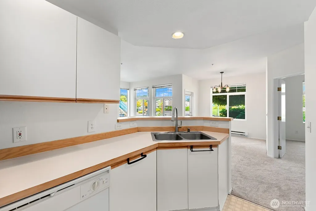 23501 54th Avenue S Kent WA 98032