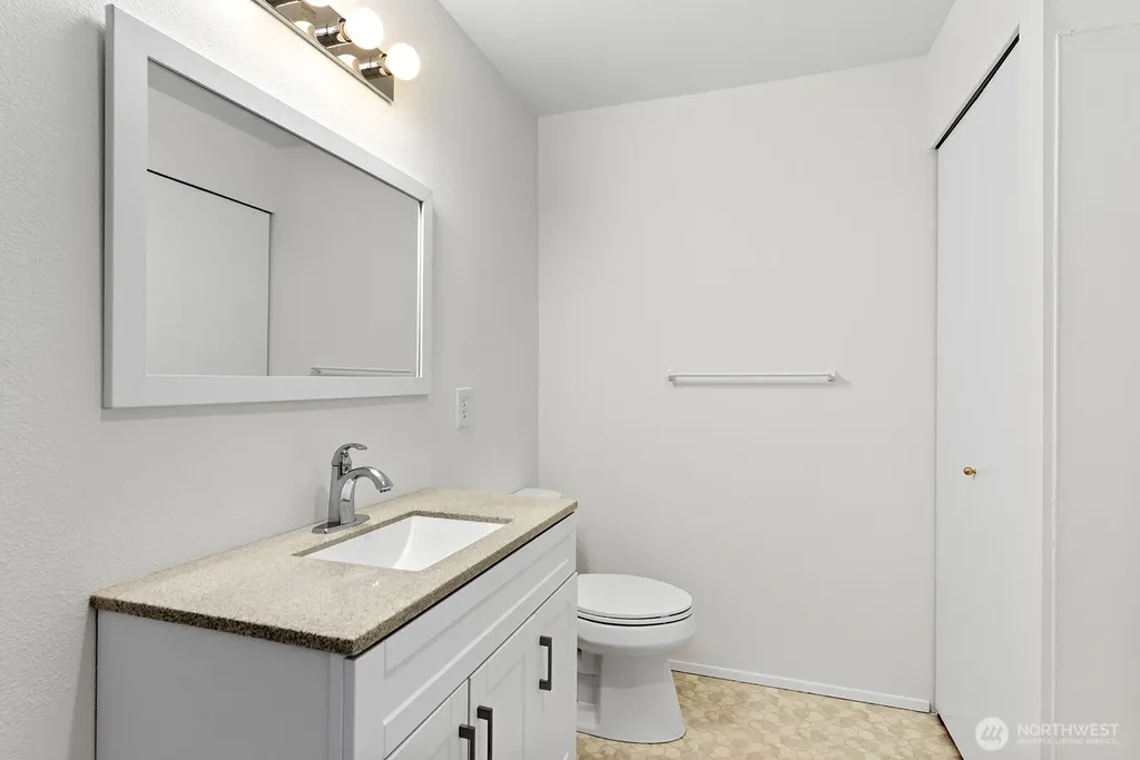 23501 54th Avenue S Kent WA 98032