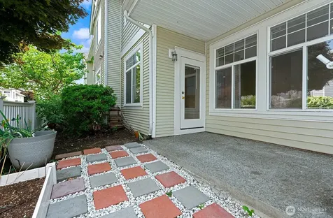 23501 54th Avenue S Kent WA 98032
