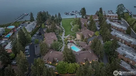 17498 NE 40th Place Redmond WA 98052