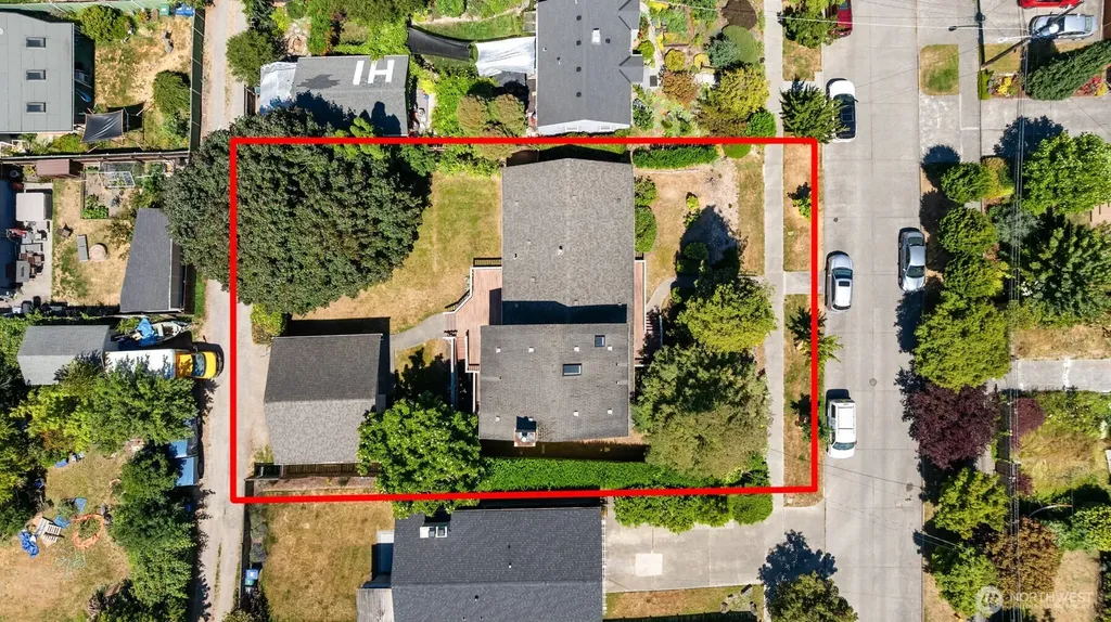 8815 18th Avenue SW Seattle WA 98106