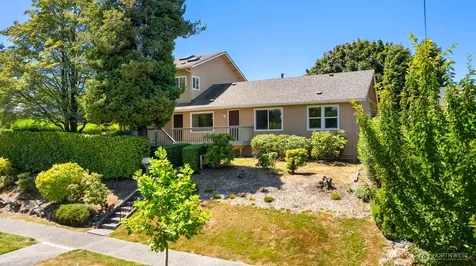 8815 18th Avenue SW Seattle WA 98106