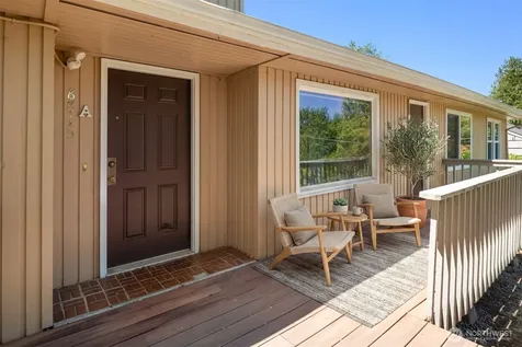 8815 18th Avenue SW Seattle WA 98106