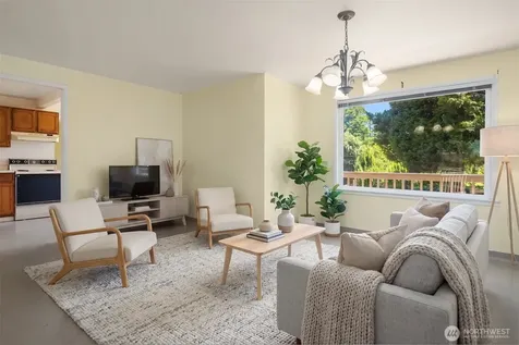 8815 18th Avenue SW Seattle WA 98106