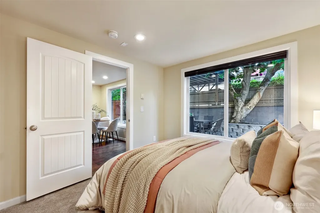 6340 40th Avenue SW Seattle WA 98136