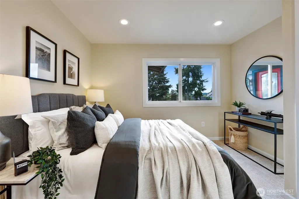 6340 40th Avenue SW Seattle WA 98136