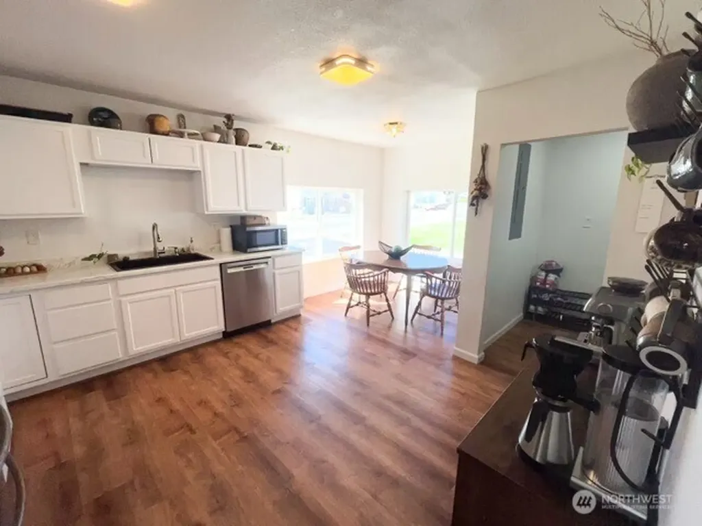 900 SE 1st Street Winlock WA 98596