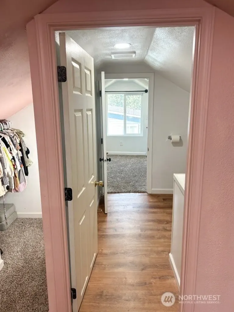 900 SE 1st Street Winlock WA 98596